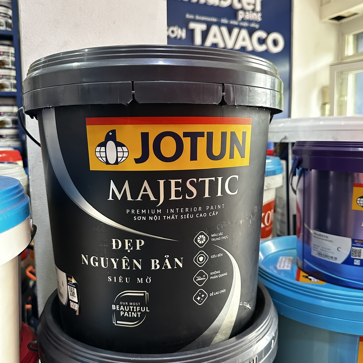 Giá sơn jotun majestic đẹp nguyên bản siêu mờ